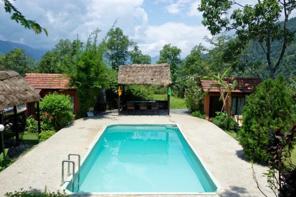 Castle Hotel Pokhara Ngoại thất bức ảnh