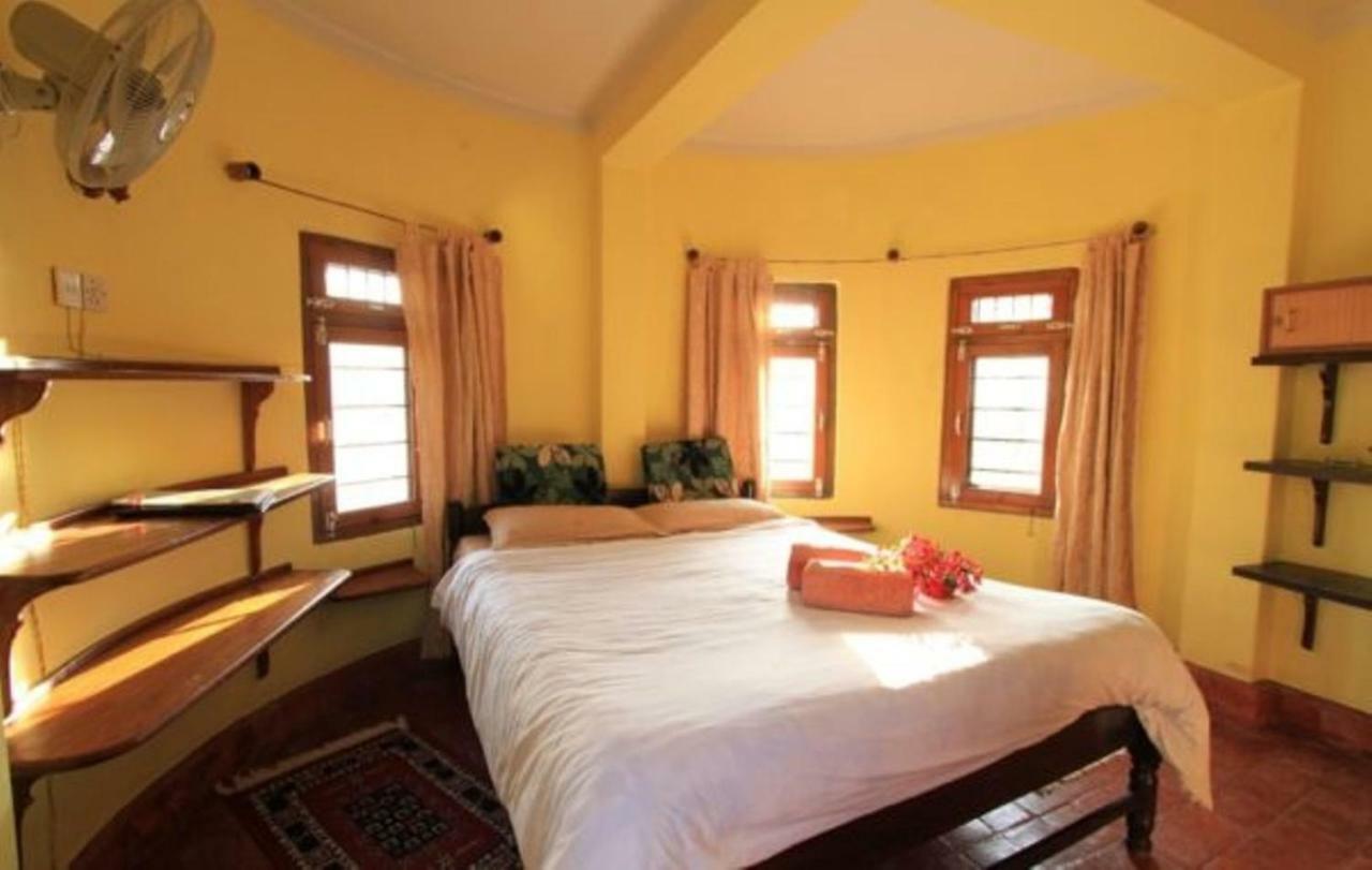 Castle Hotel Pokhara Ngoại thất bức ảnh