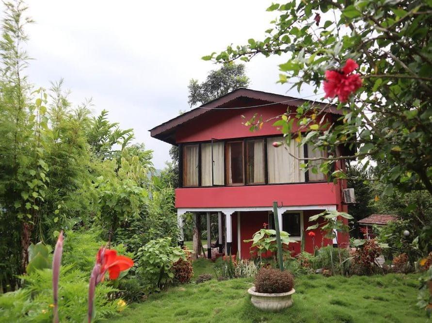 Castle Hotel Pokhara Ngoại thất bức ảnh