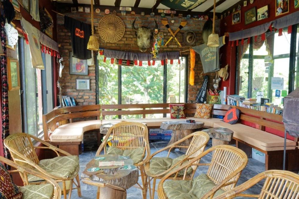 Castle Hotel Pokhara Ngoại thất bức ảnh