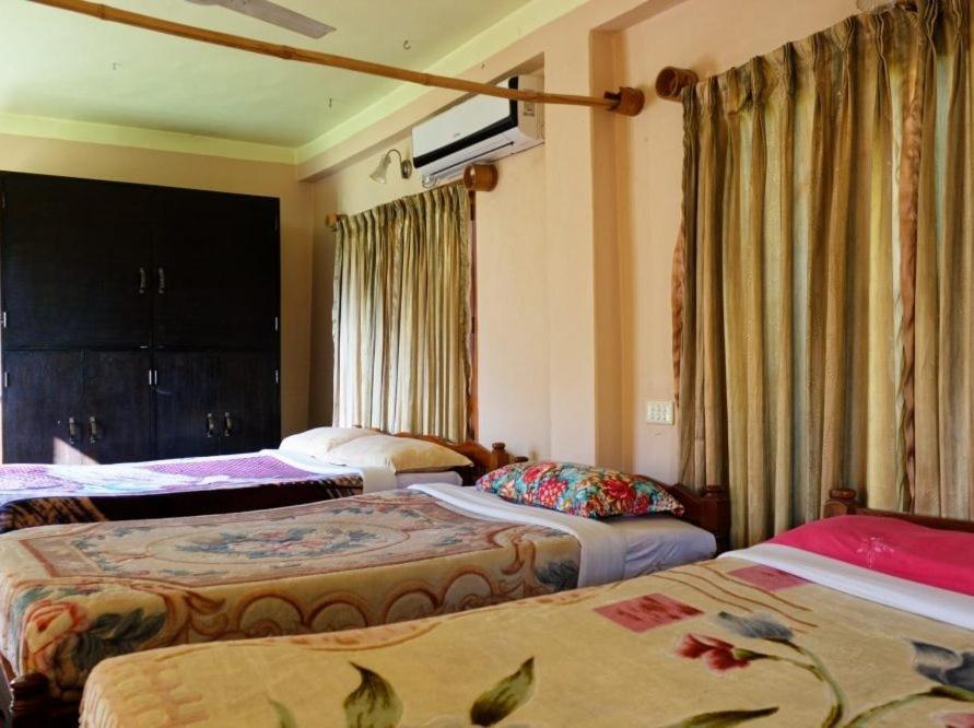 Castle Hotel Pokhara Ngoại thất bức ảnh